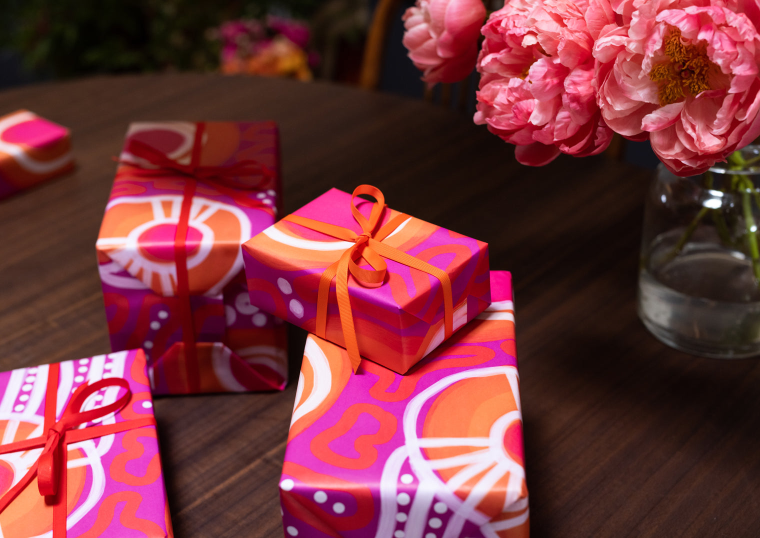 Our Special Holiday Gift-Wrapping Service